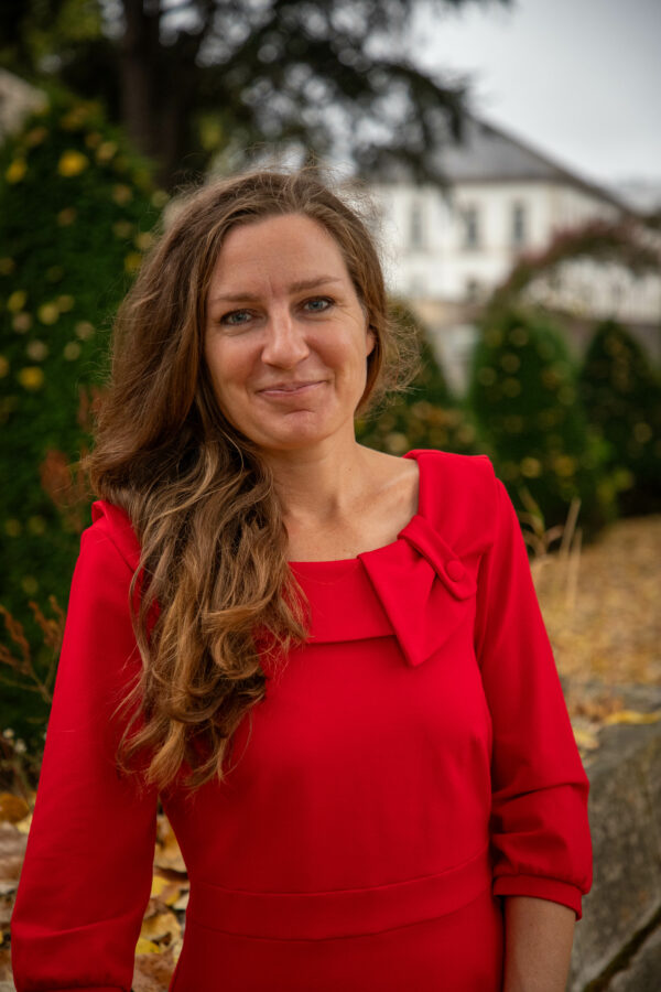 Carine - Rouge – Image 5