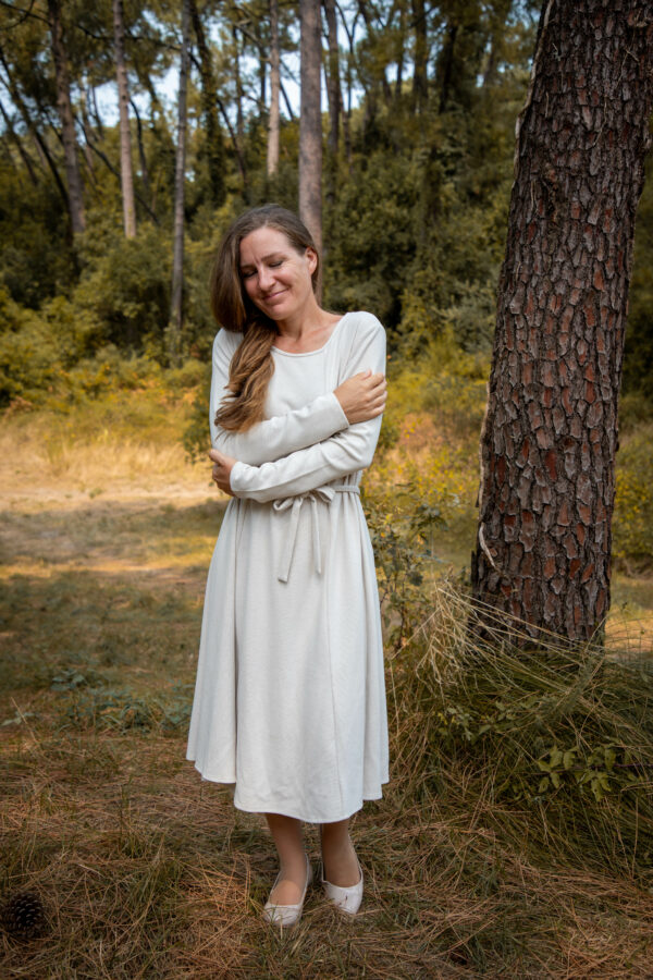 Claire - Beige – Image 2